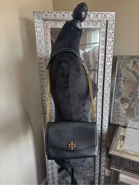 ⭐️Tory Burch Black Pebbled Leather Chain Shoulder Bag